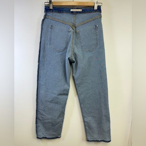 Levi's Ribcage Straight Ankle Jeans, Medium Blue Wash, Size 25 X 27 - Picture 3 of 12